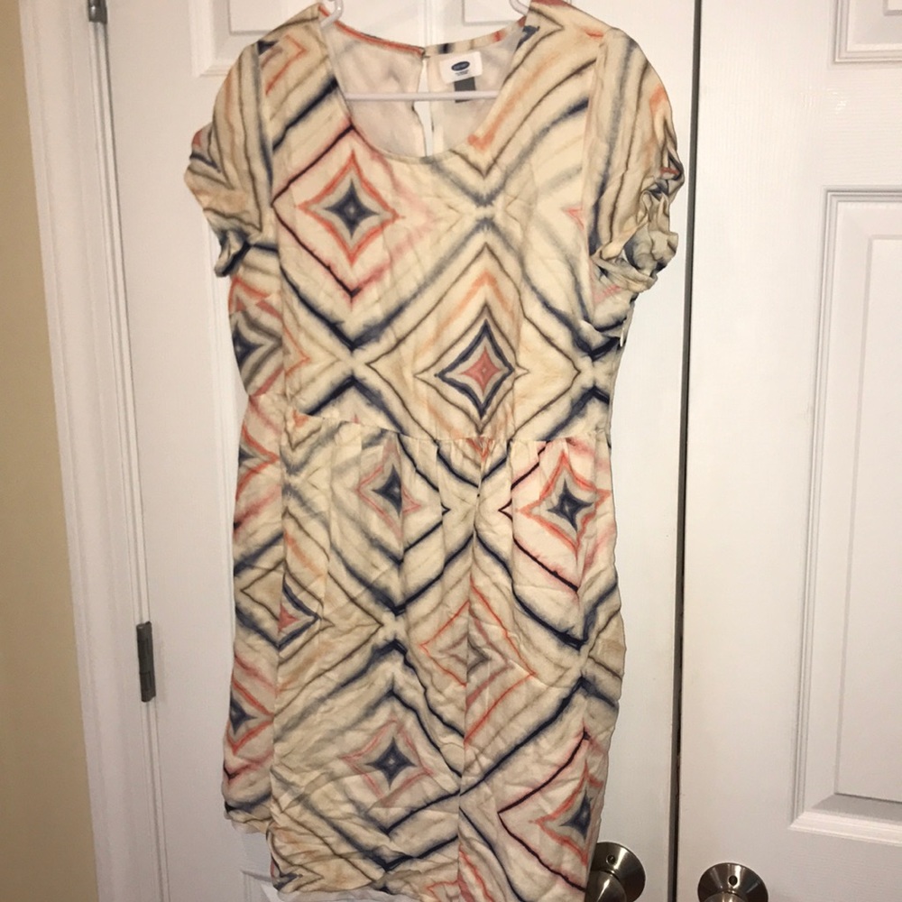 Cute dress! Old navy